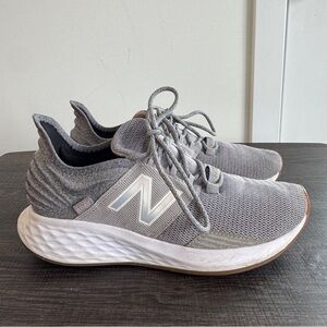 New Balance Fresh Foam ROAV Women's Sneakers